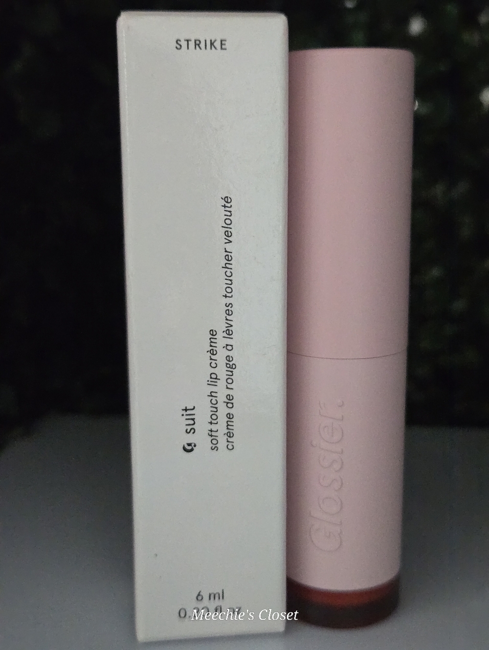 Glossier G Suit Soft Touch Lip Creme Strike Red 6ml NIB
